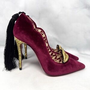 NEW Christian Louboutin Hot Chick Kiss Swarovski Crystal Velvet Pointed Toe Heel